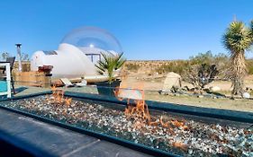 @ Marbella Lane - Joshua Tree Modern Stargazing Bubble-Tent + Rv + House